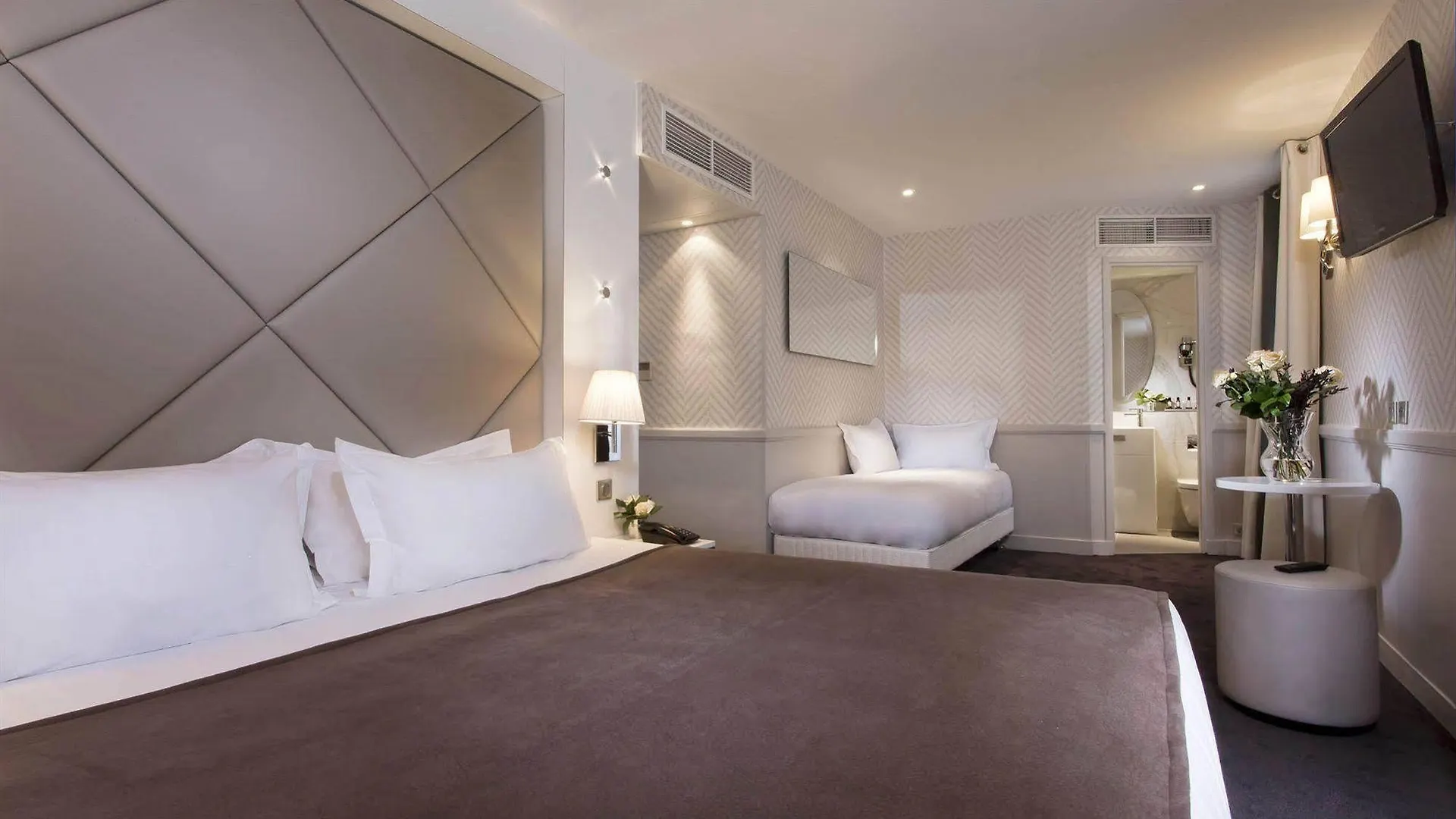 Hotel Longchamp Elysees