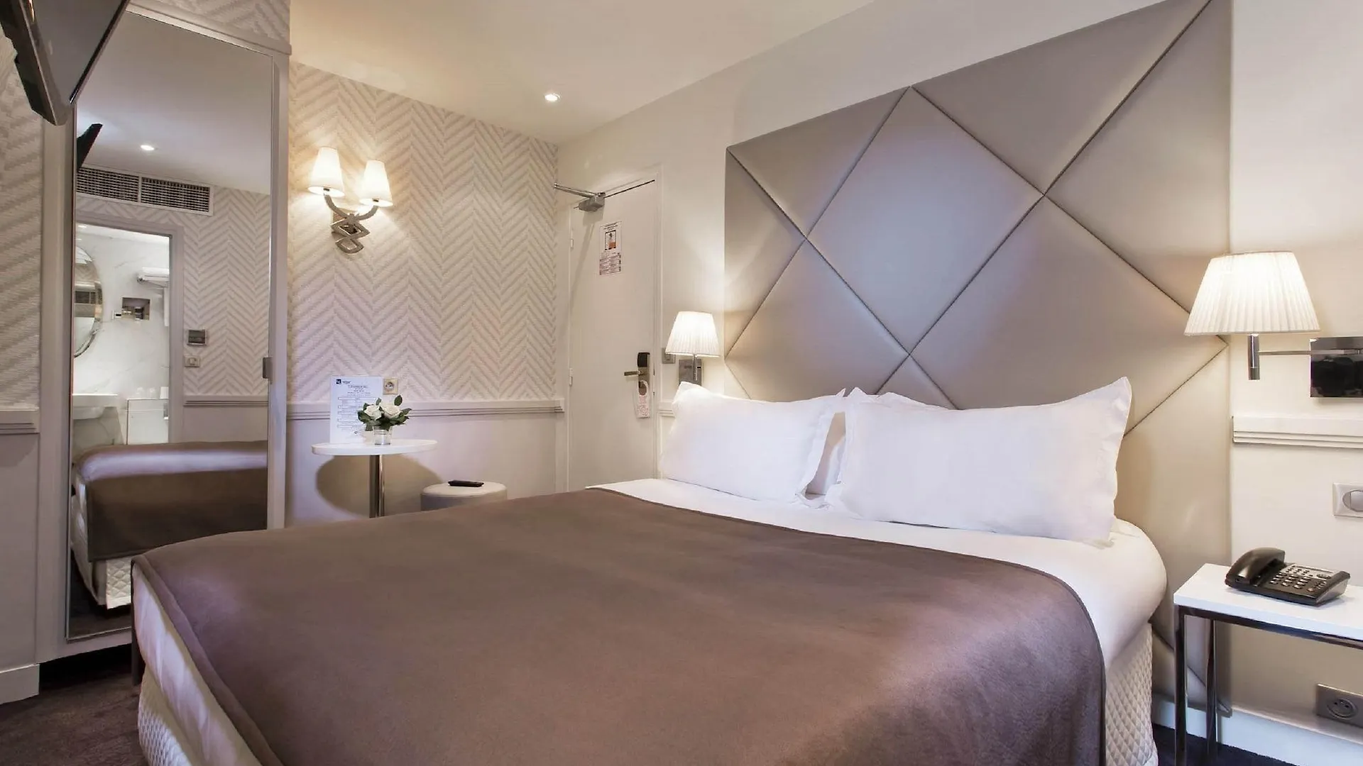 Longchamp Elysees Hotel Paryż