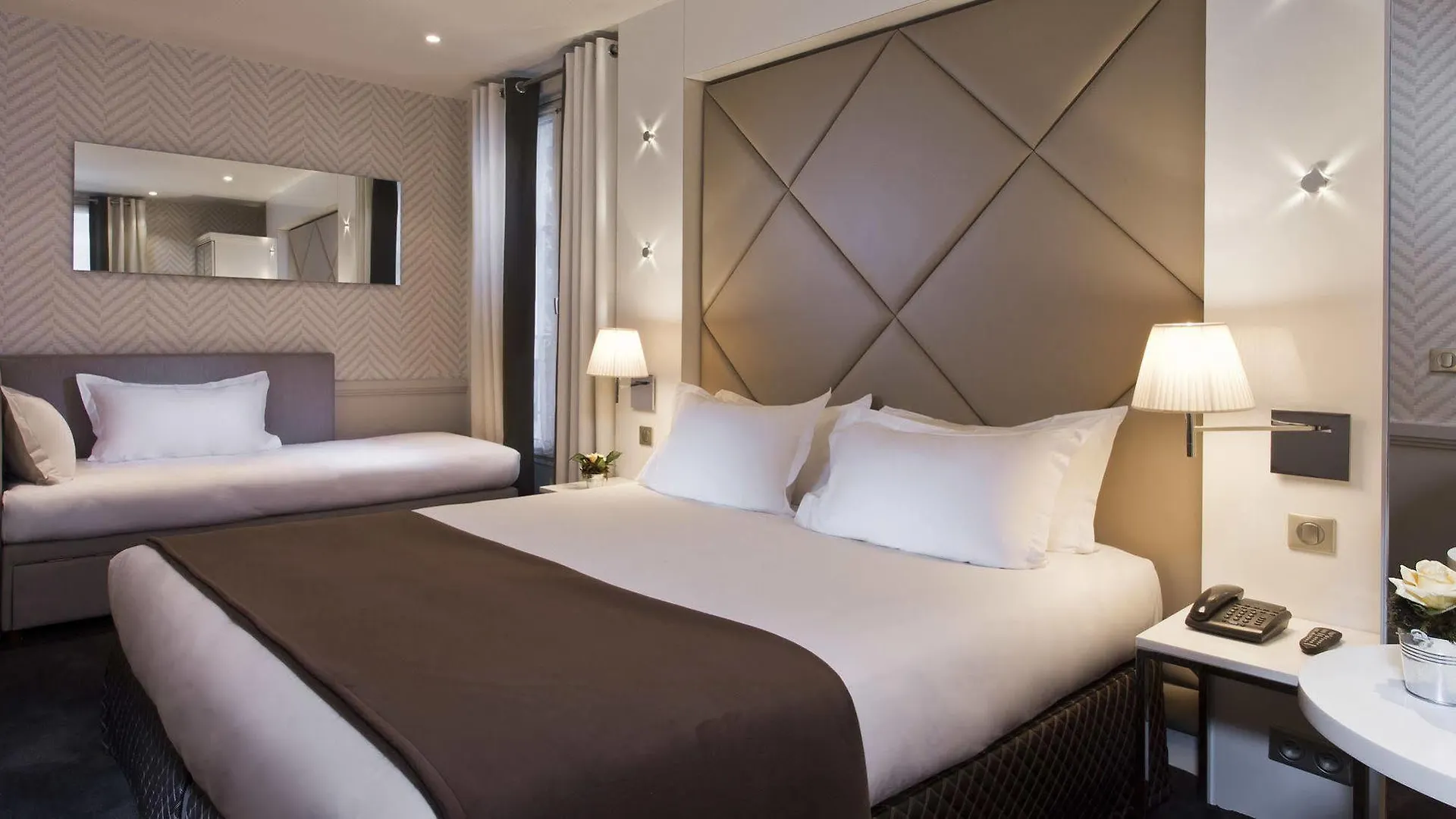 Hotel Longchamp Elysees Paris