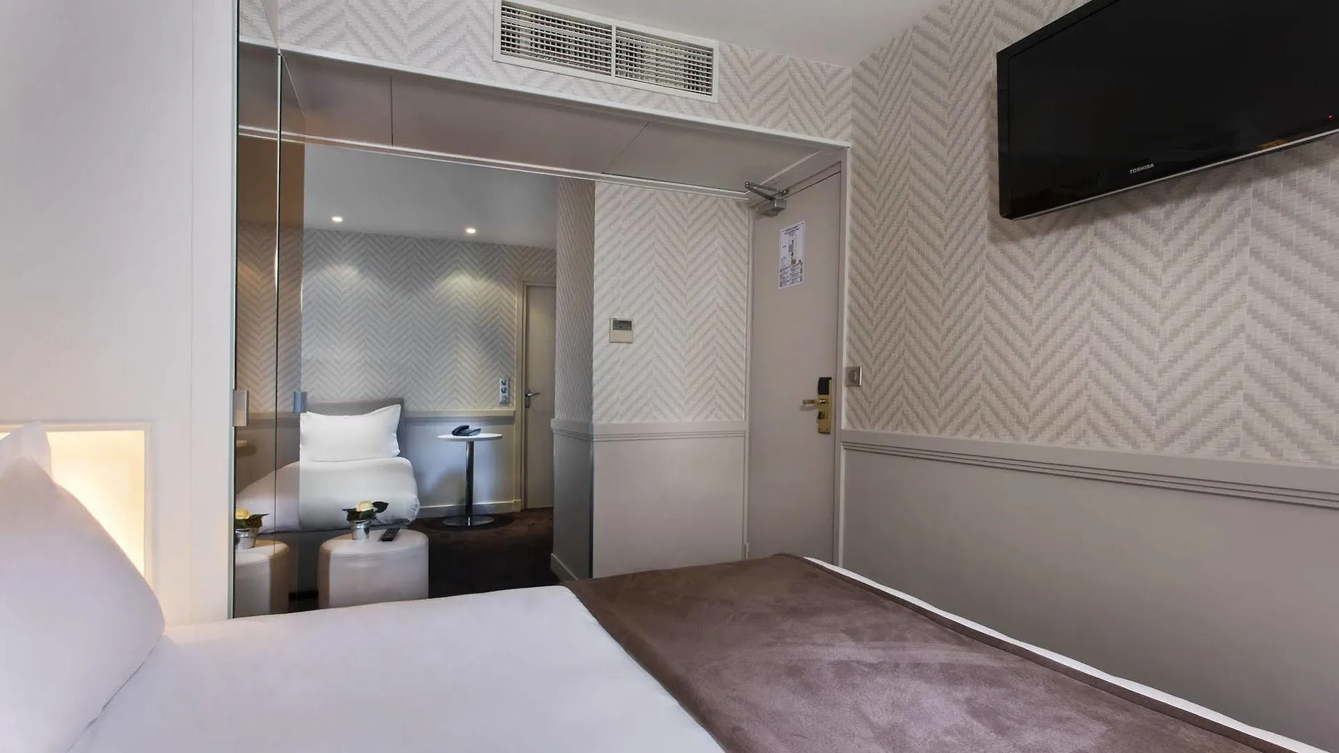 Hotel Longchamp Elysees 3*