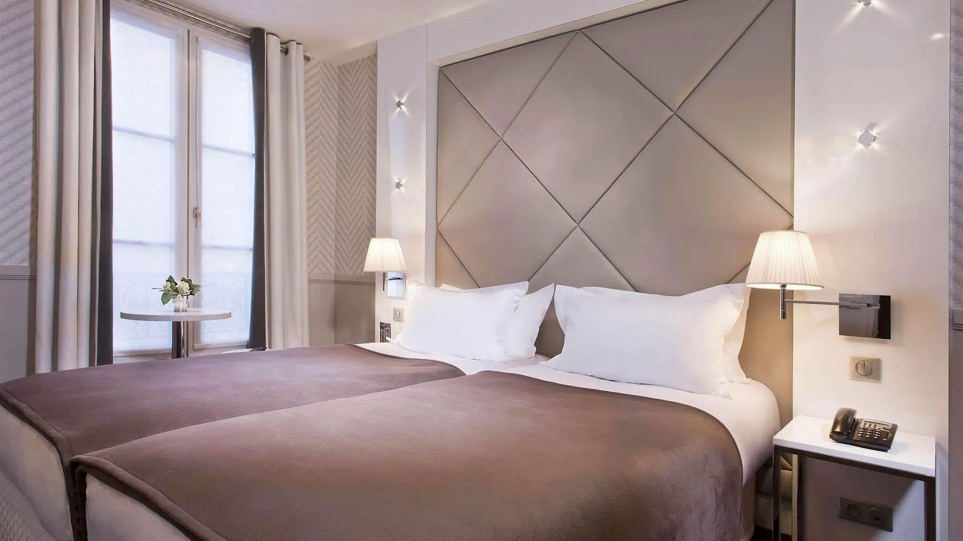 Hotel Longchamp Elysees 3*