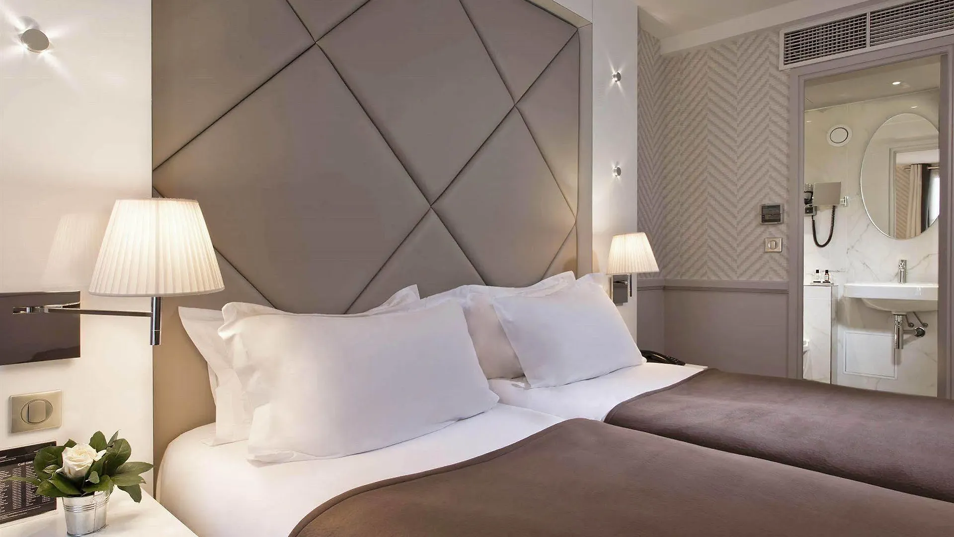 Hotel Longchamp Elysees 3*