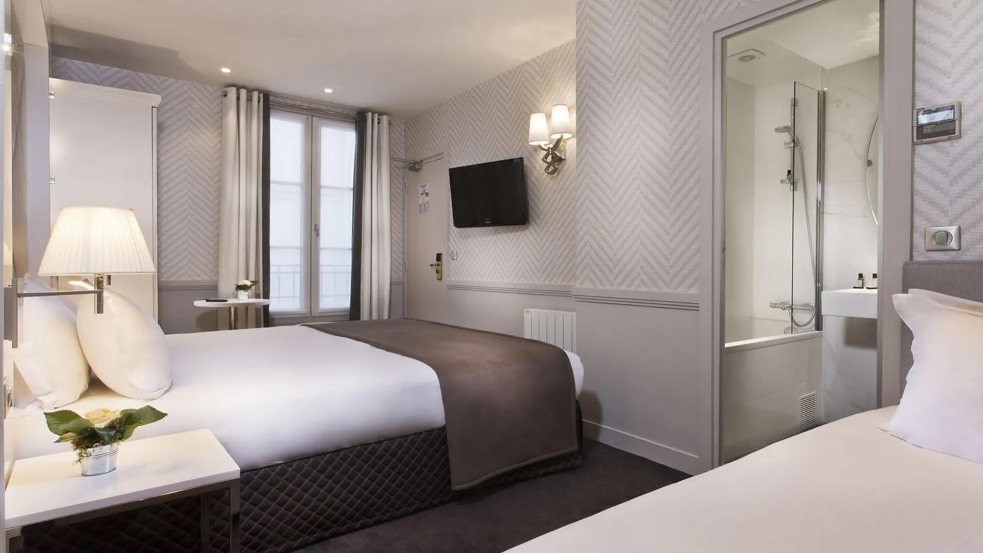 Hotel Longchamp Elysees 3*